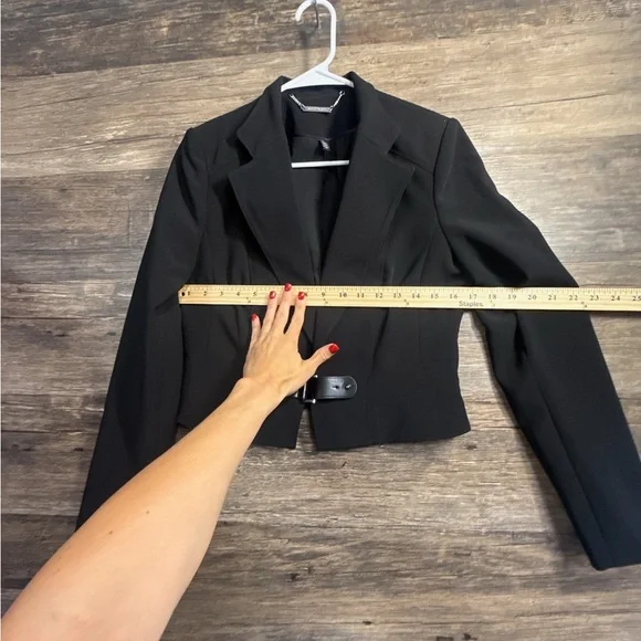 White House Black Market Black Cropped Blazer - Picture 3 of 6